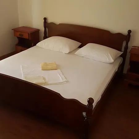 Jezera 5120h Apartamento Tisno